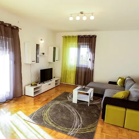 Iva Apartment