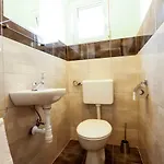 شقة Iva
