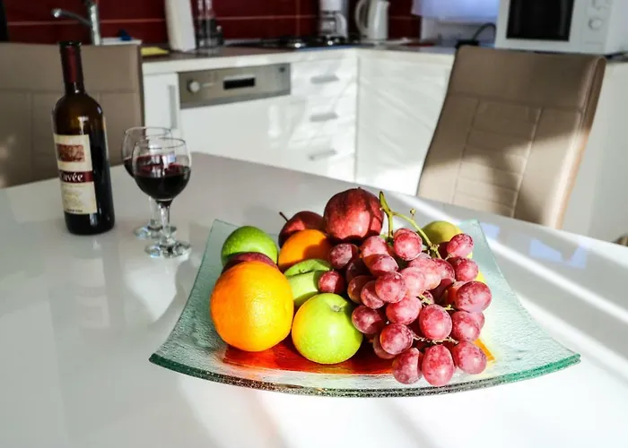 Iva شقة زادار